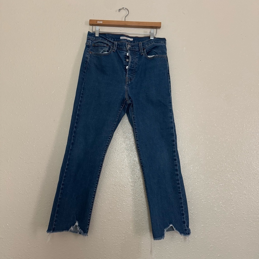 Levi’s Wedgie Straight Jeans Classic Blue Stepped Hem Raw Hem